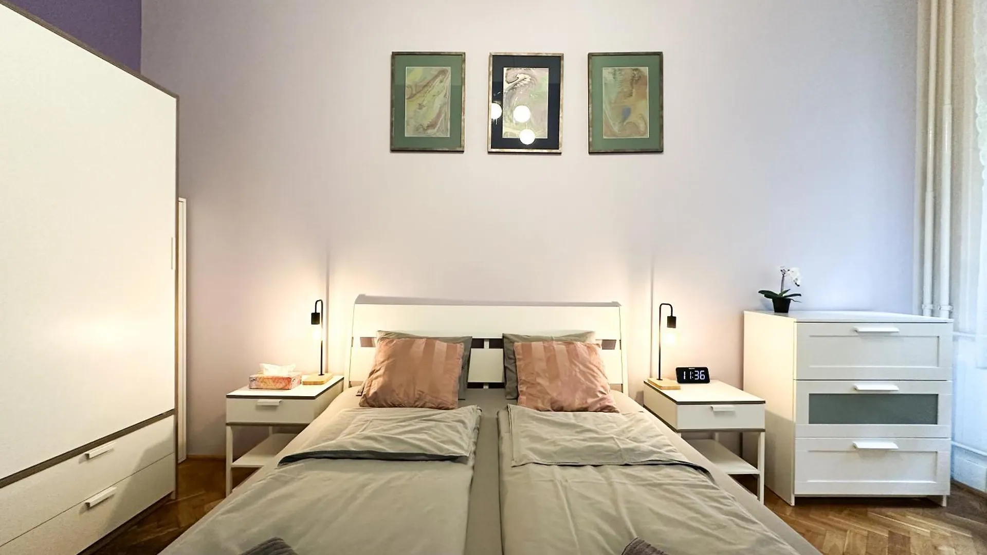 Cute 1Br Apt In Central Budapest - Purple House 0*,  Hungary